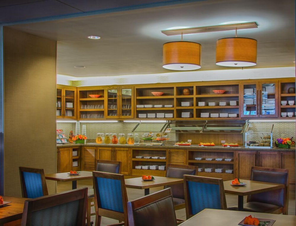 Hyatt Place Charlotte Downtown 56/68