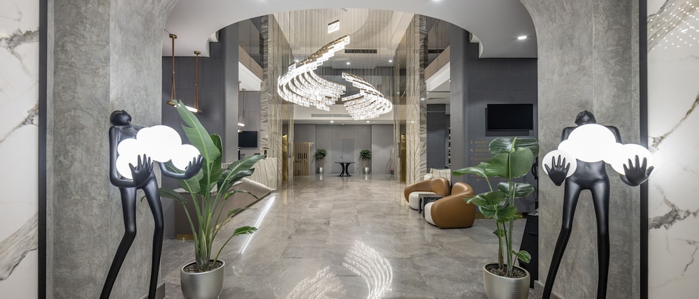 Ramada Plaza by Wyndham Batumi 10/50