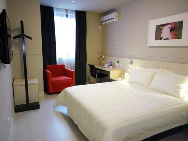 Jinjiang Inn (Shanghai Xiuyan Road Metro Station Tourism Resort) 14/48