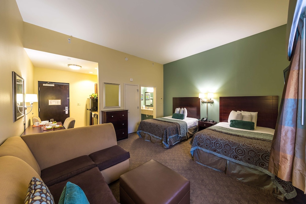 Crestwood Suites Lakeland 26/63