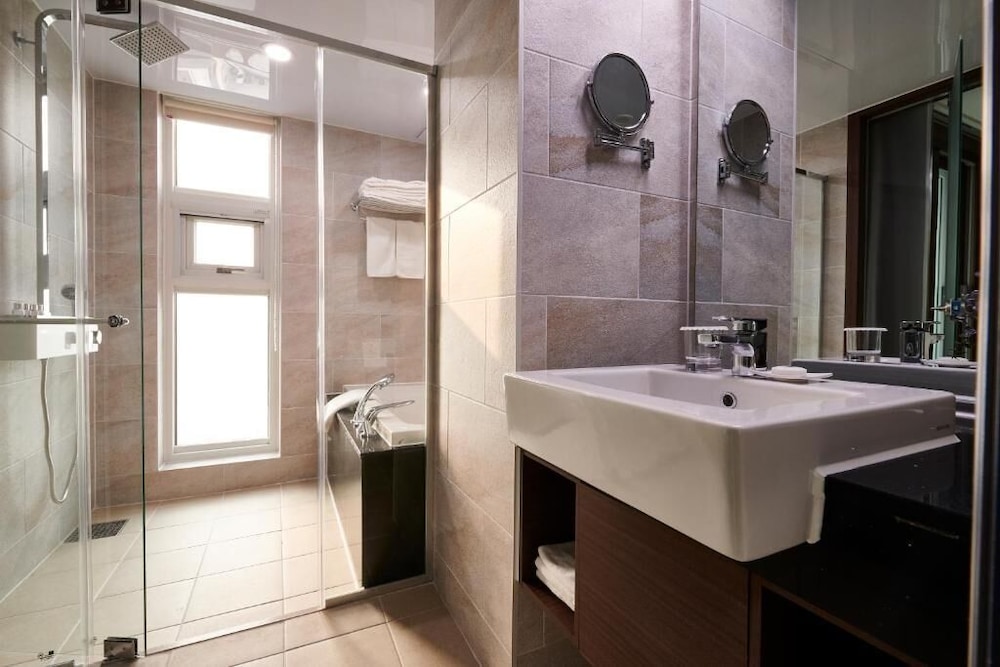 New Raon Stay Hotel 48/50