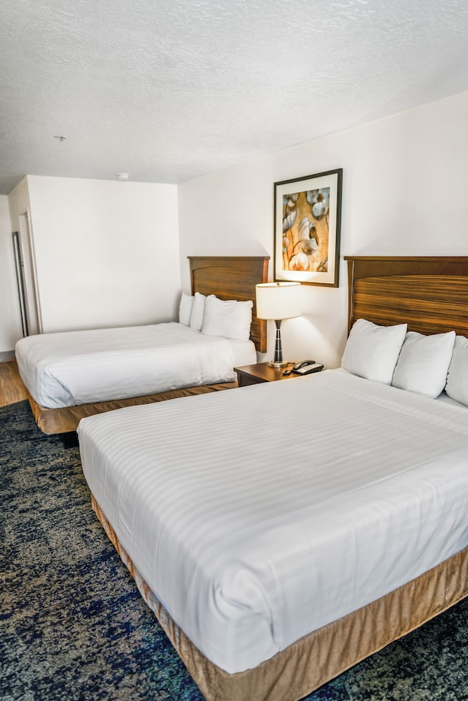 Crystal Inn Hotel & Suites Salt Lake City 14/65
