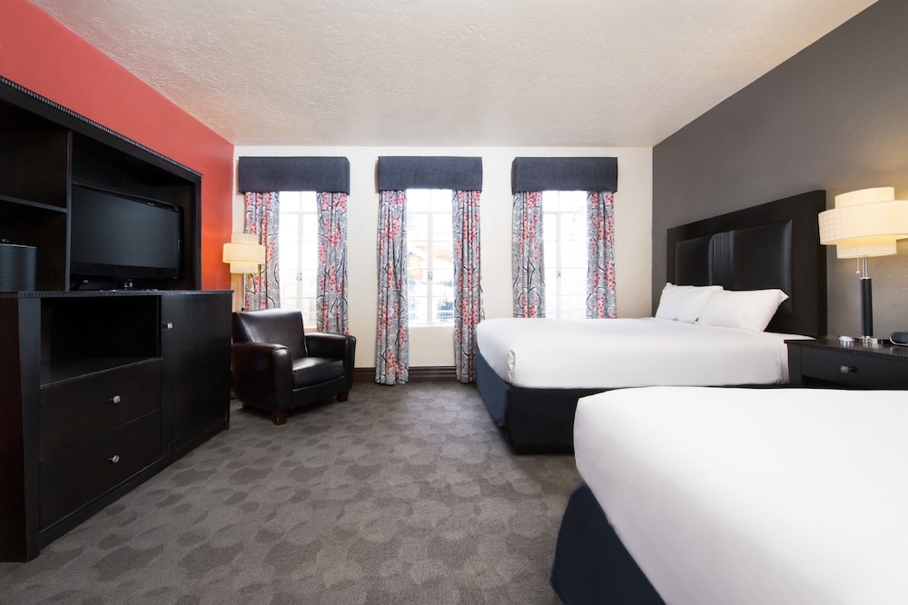 Golden Gate Hotel and Casino 13/43