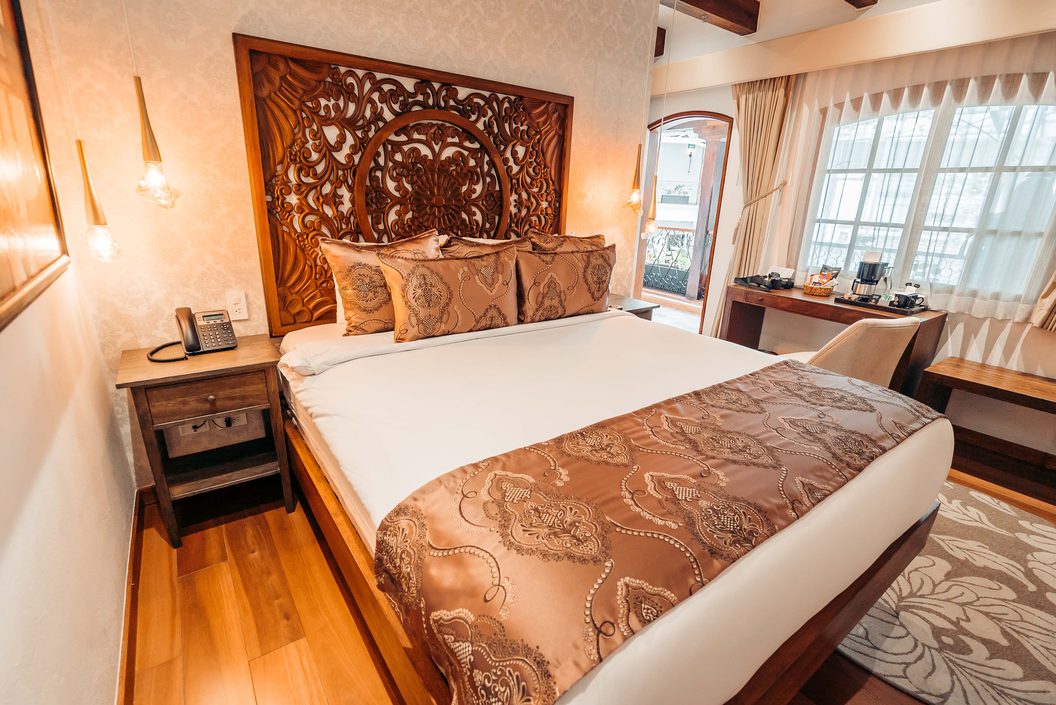 Deluxe, Double Bed