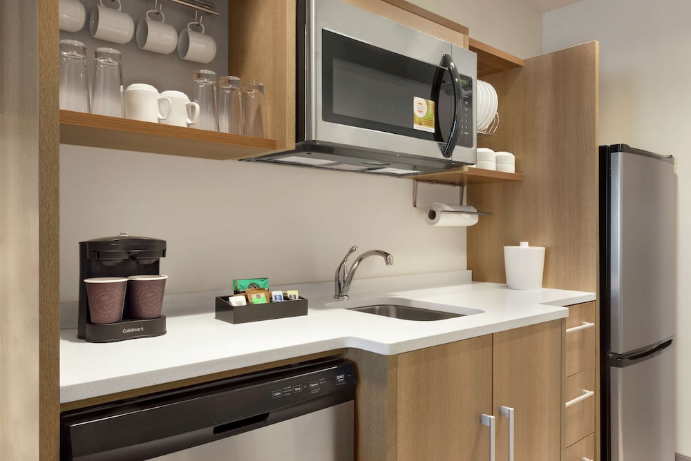 Home2 Suites by Hilton Miami Doral/West Airport, FL 40/43
