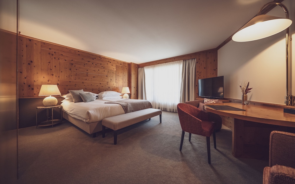 Hotel Waldhuus Swiss Quality 24/76