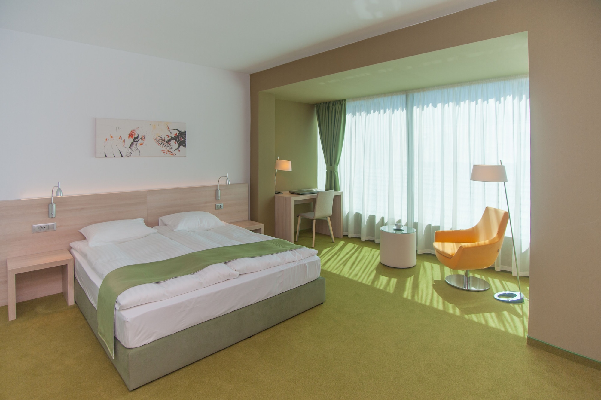EXECUTIVE, DOUBLE BED
