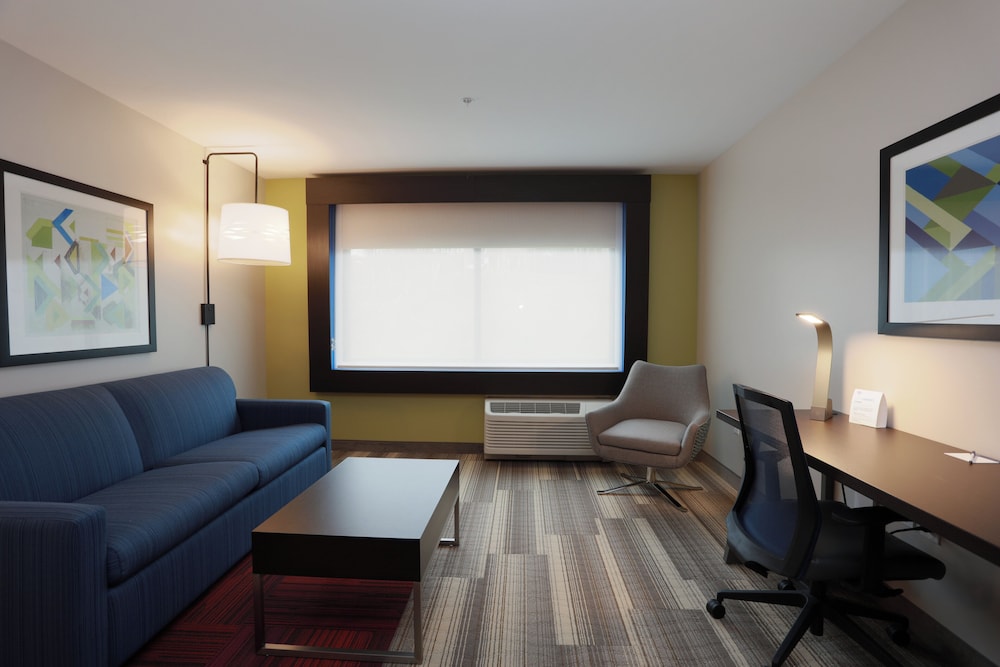 Holiday Inn Express Oneonta 58/62