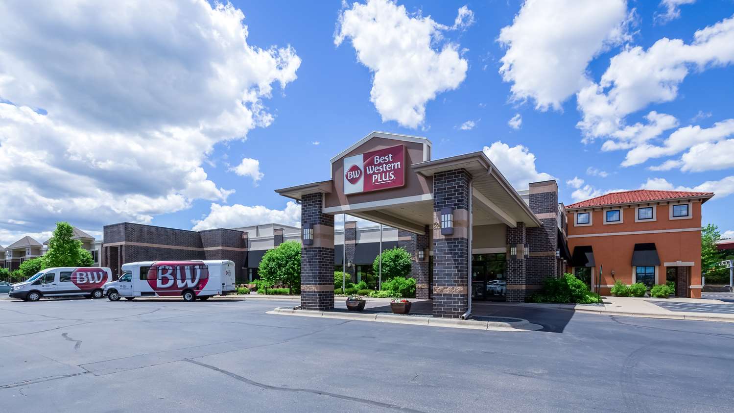 Wyndham Bloomington Mall of America 47/54