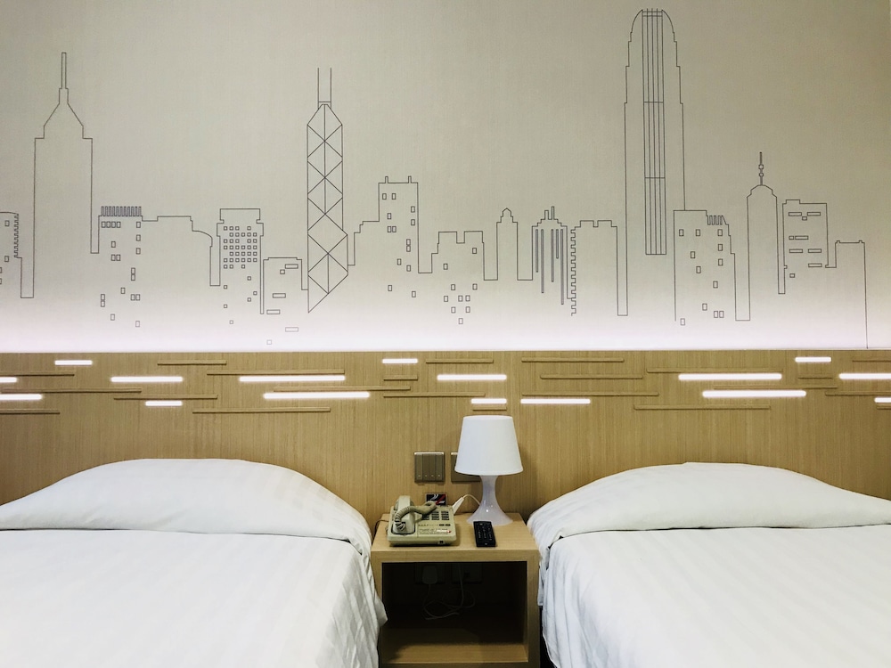 West Hotel 16/30