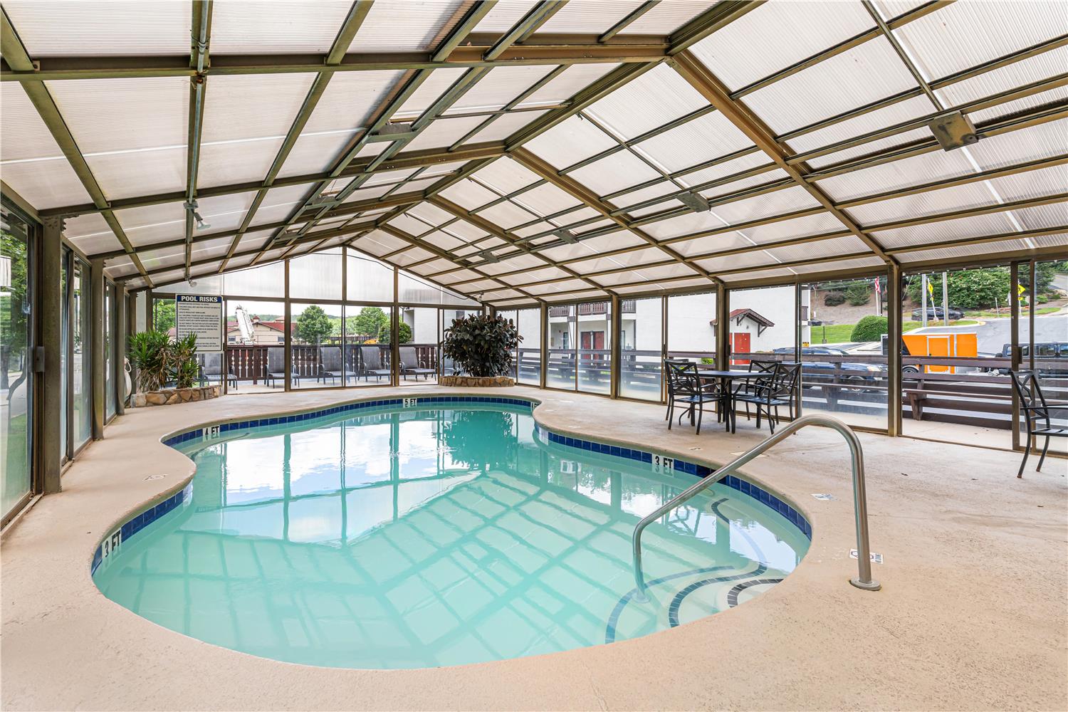 SureStay Hotel by Best Western Helen Downtown 18/29