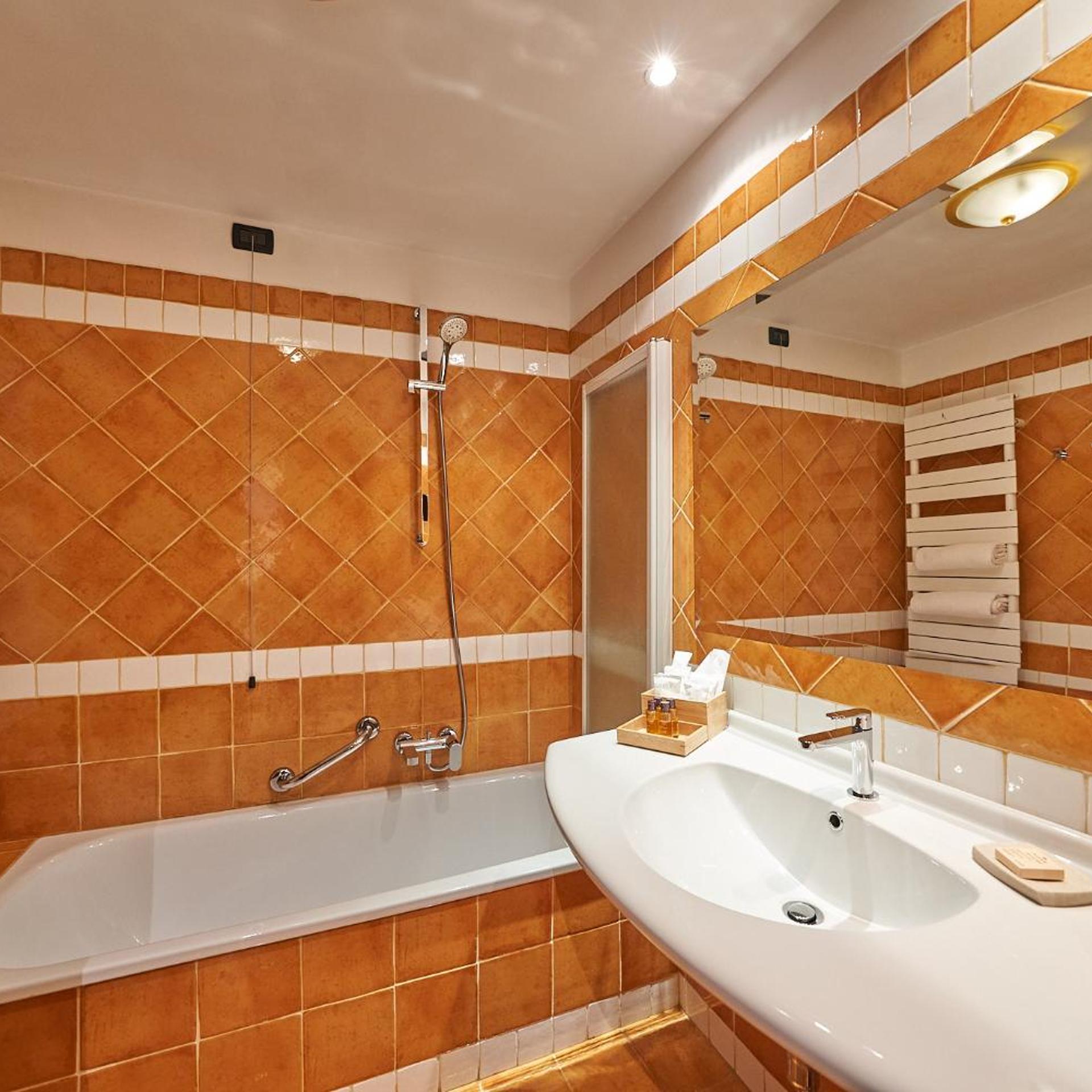 غرفة قياسية بسريرين منفصلين، Relais Santo Stefano 2/4