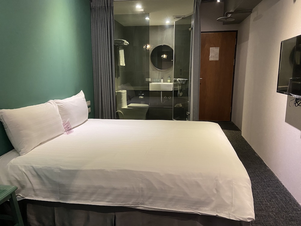 Cho Hotel 3 26/50