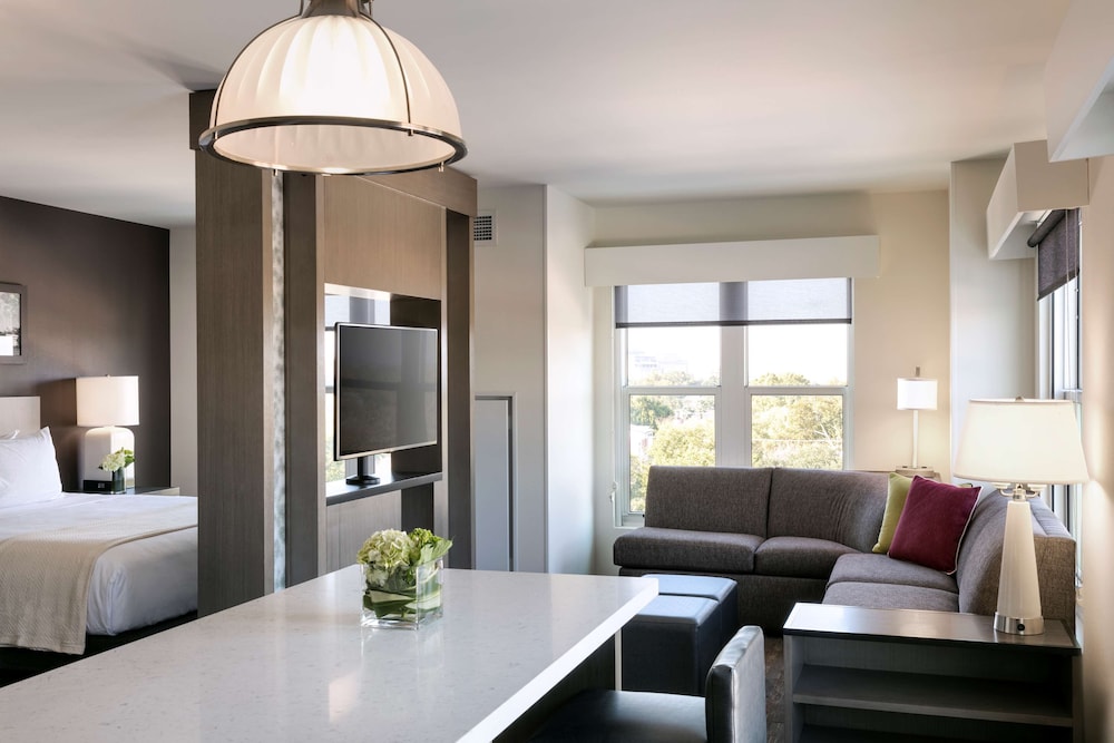 Hyatt House Charleston/Historic District 32/57