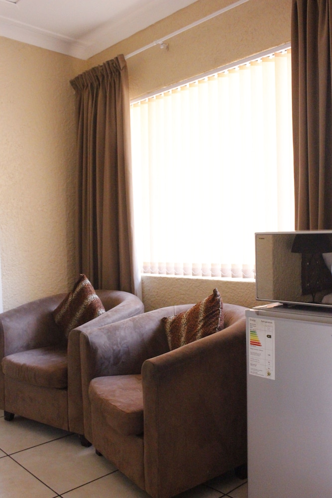 African Sky Guest House 20/50