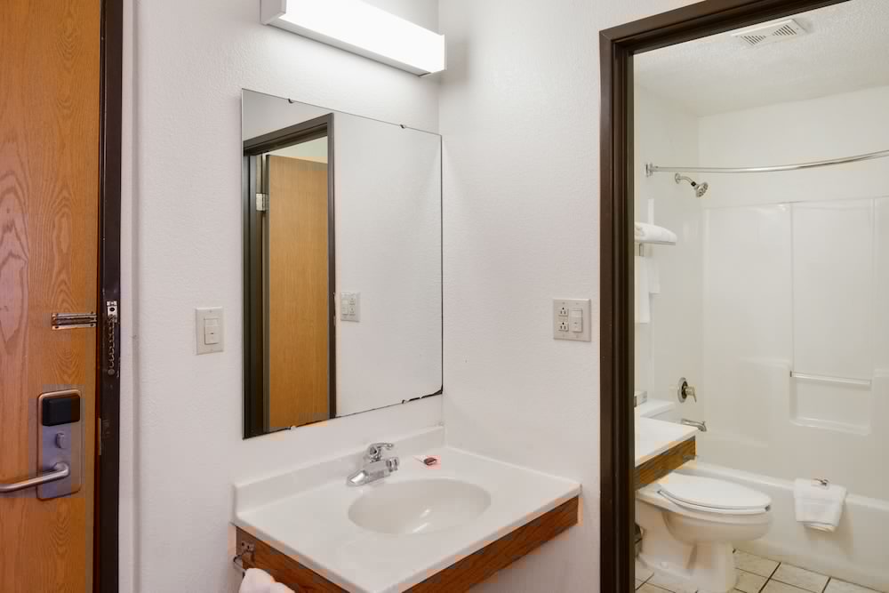 OYO Hotel Portage I-94 19/39