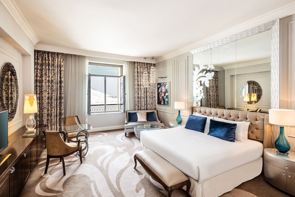 Executive, Suite, King Bed, Resort View