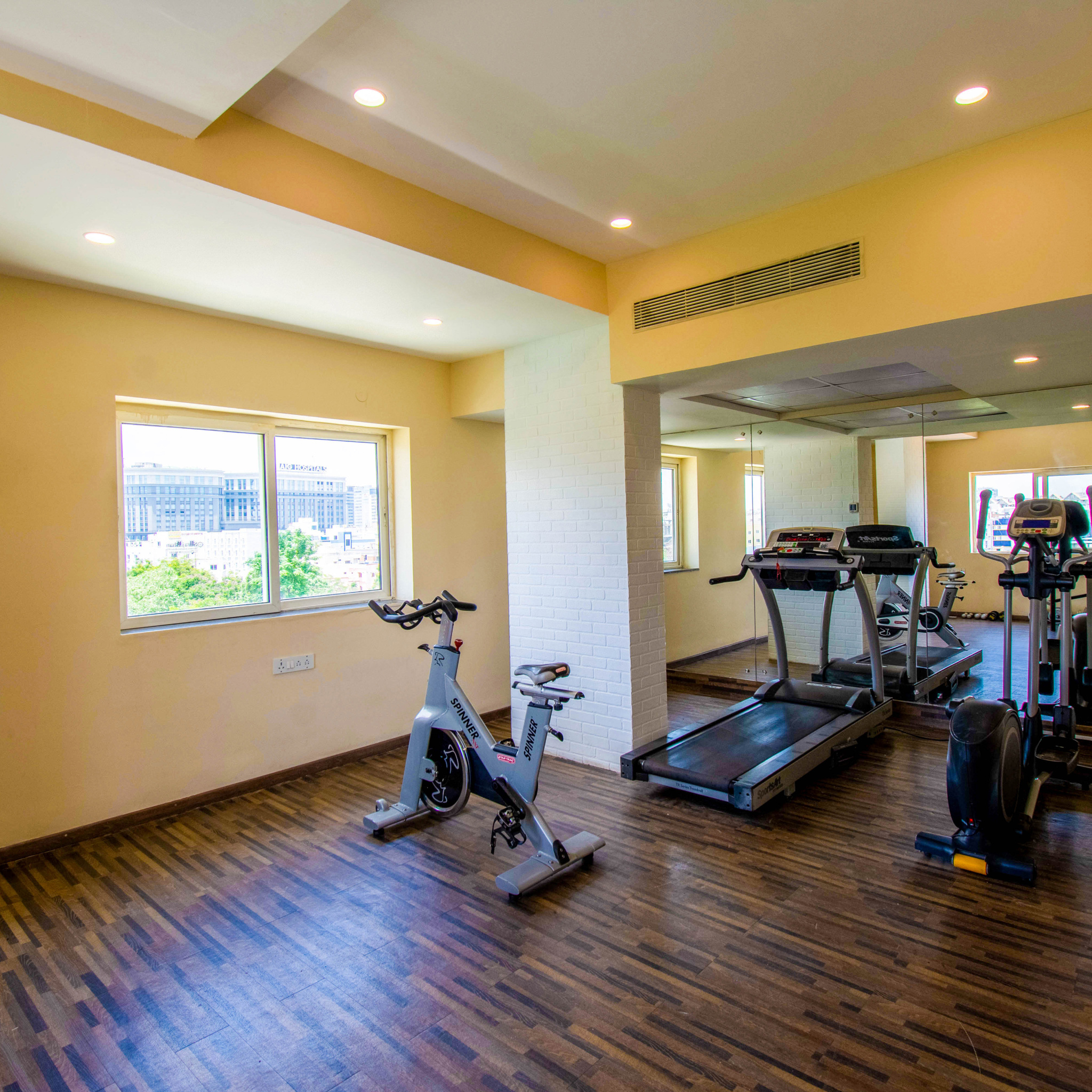 Bloom Hotel - Gachibowli 31/43