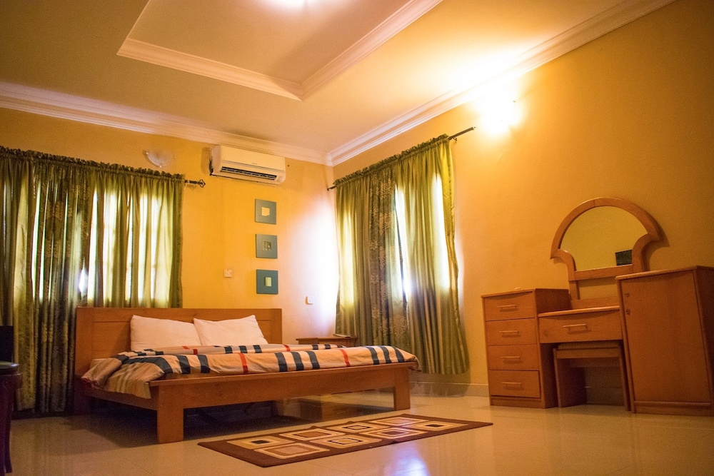 Sugarland Apartments Ikoyi 82/95
