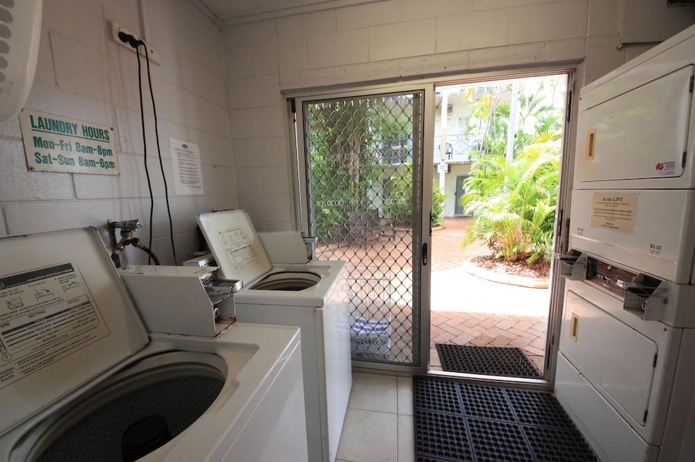 Coconut Grove Holiday Apartments 32/43