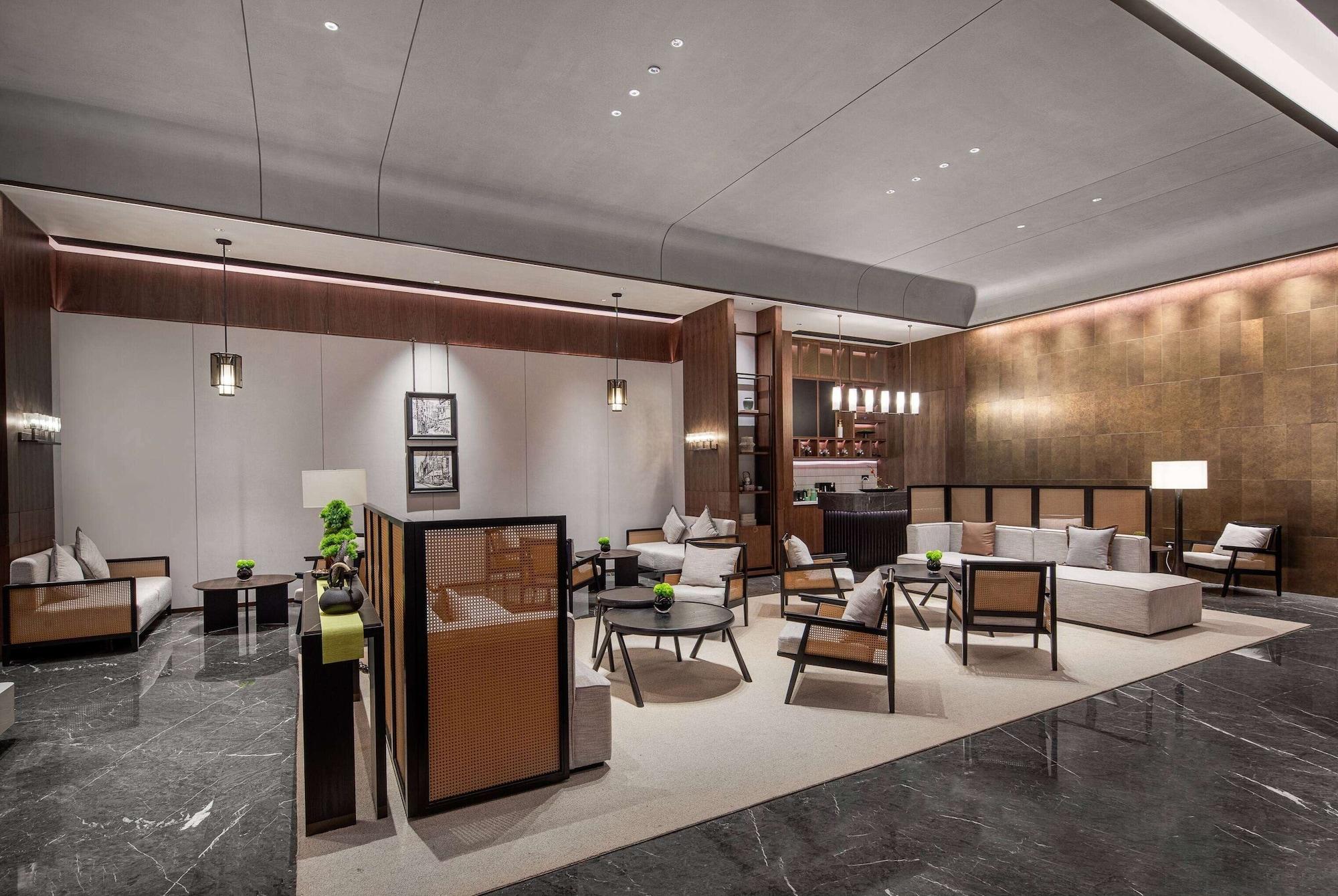 Days Hotel by Wyndham Changsha Yuhua West 25/28