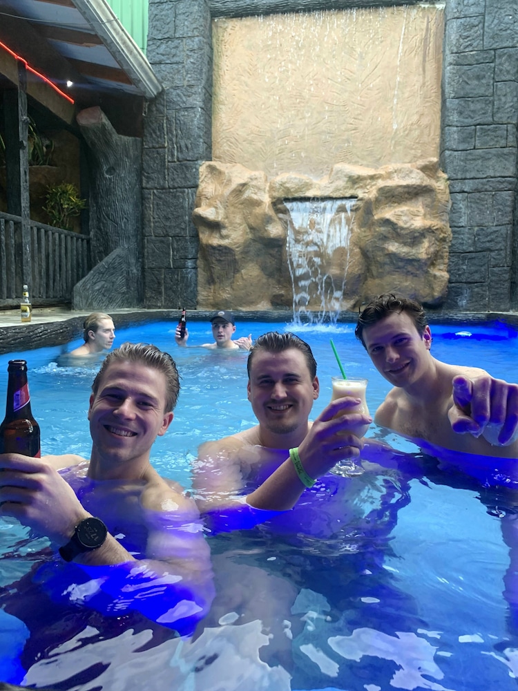 Arenal Hostel Resort 23/50
