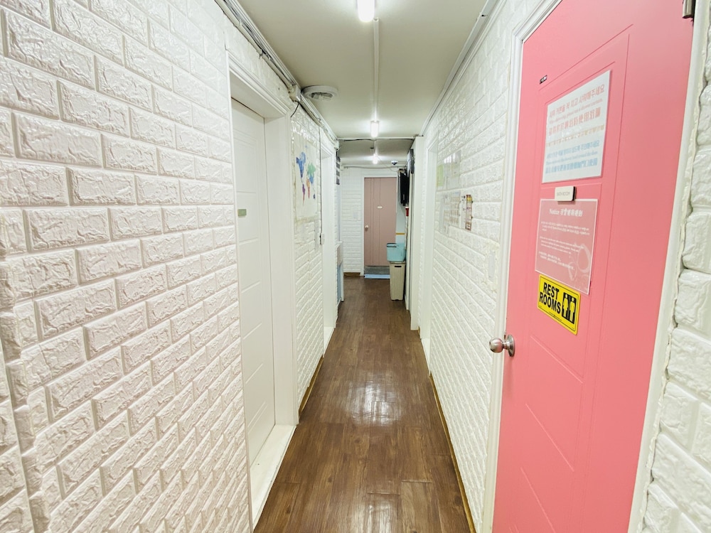 Aroha Guest House 4/67