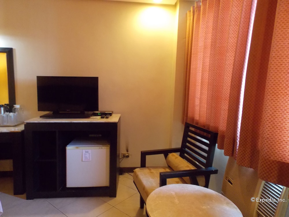 Goldenfield Kundutel Hotel 36/44