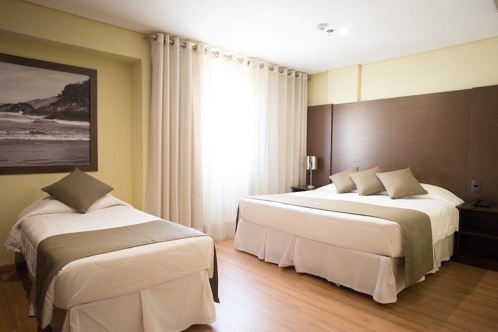 San Diego Suites Taubate 6/64