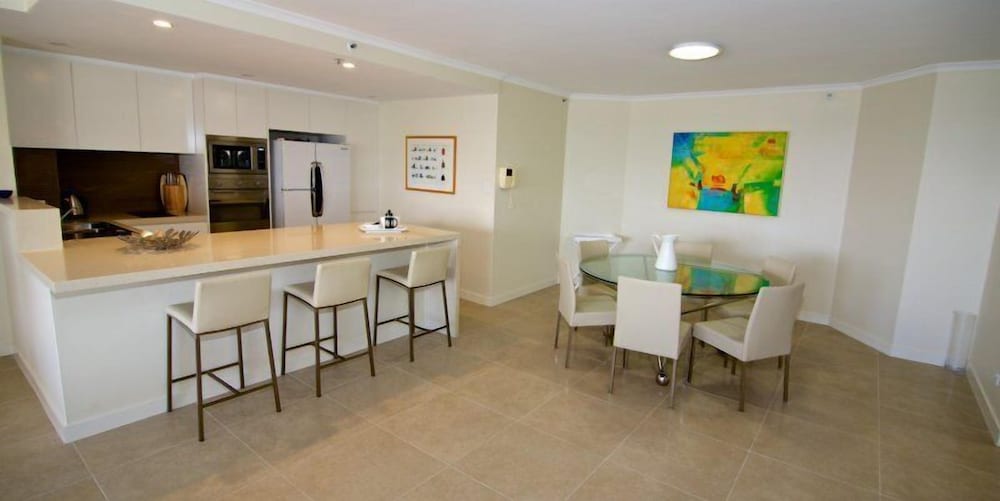 Ocean Sands Resort Gold Coast 38/49