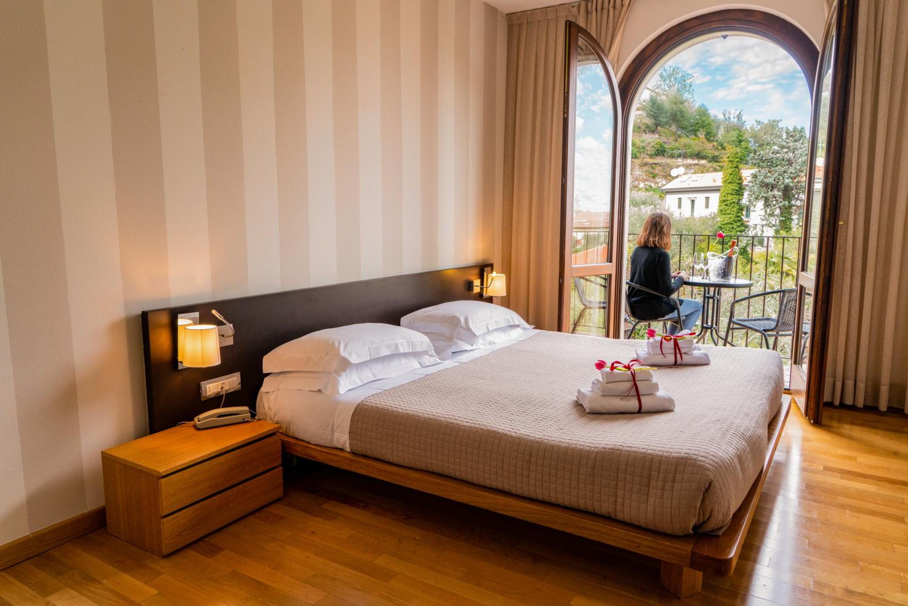غرفة سوبيريور بسرير كوين، AHG Donna Silvia Wellness Hotel 2/5