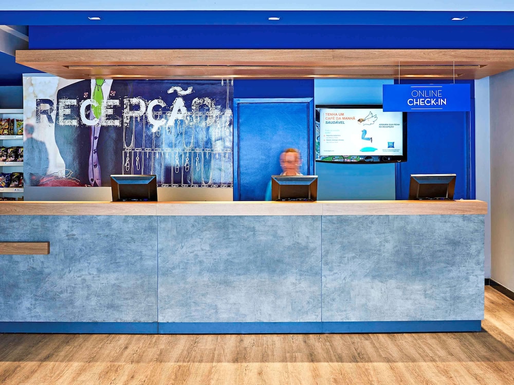 Ibis Budget Curitiba Centro 7/50
