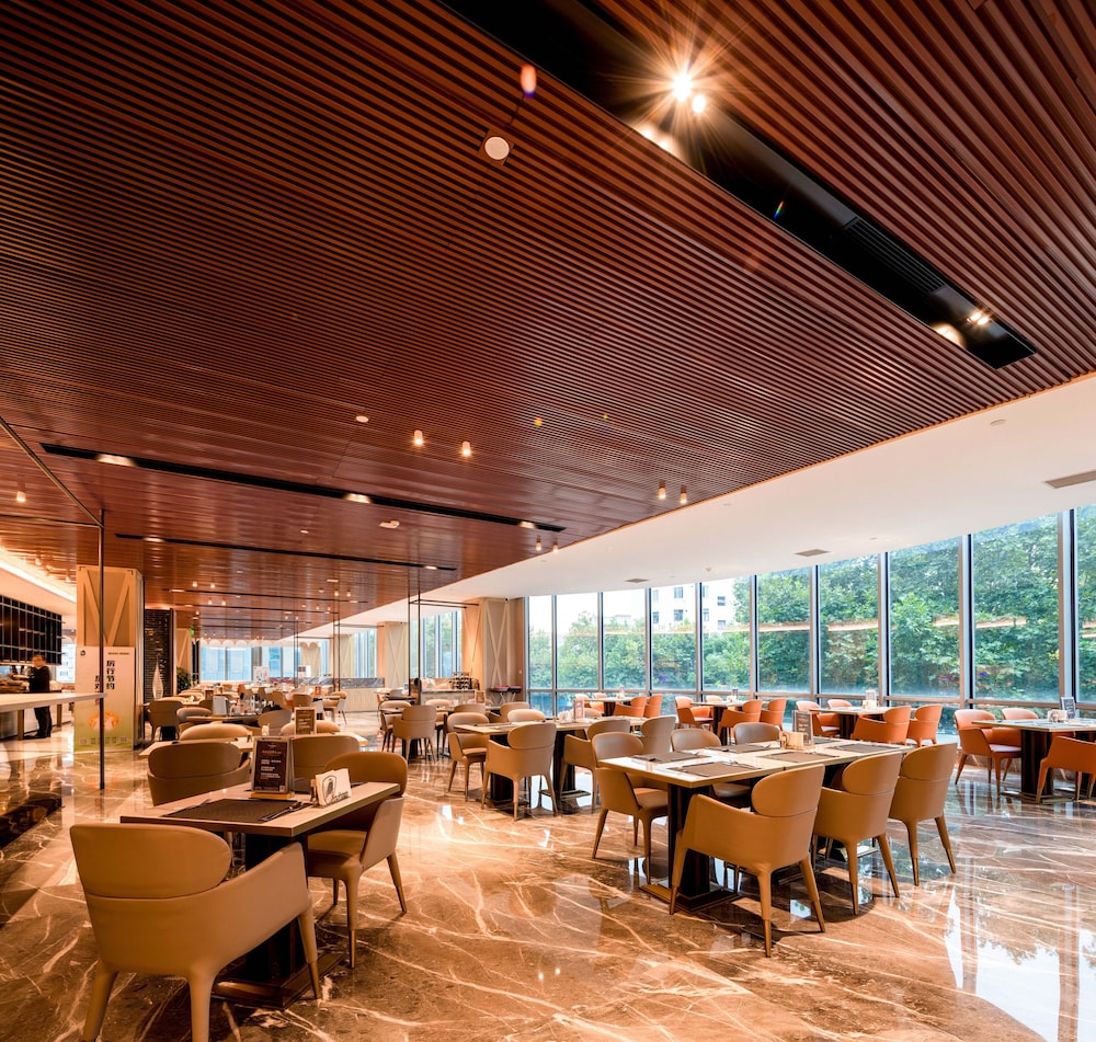 Tonino Lamborghini Hotel Kunshan City Center Package 26/41