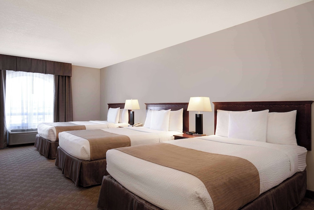 Room, 3 Double Beds