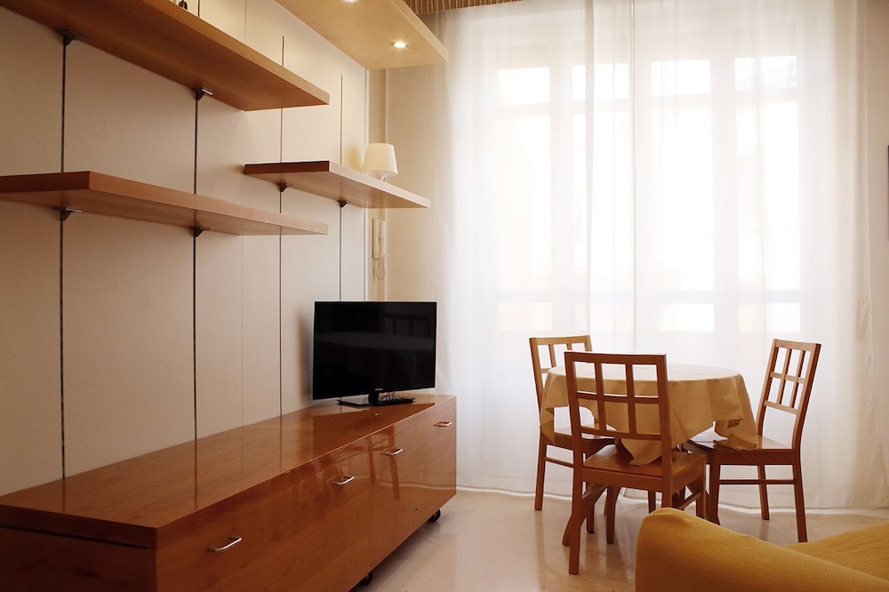 Residence Arco Antico 64/77