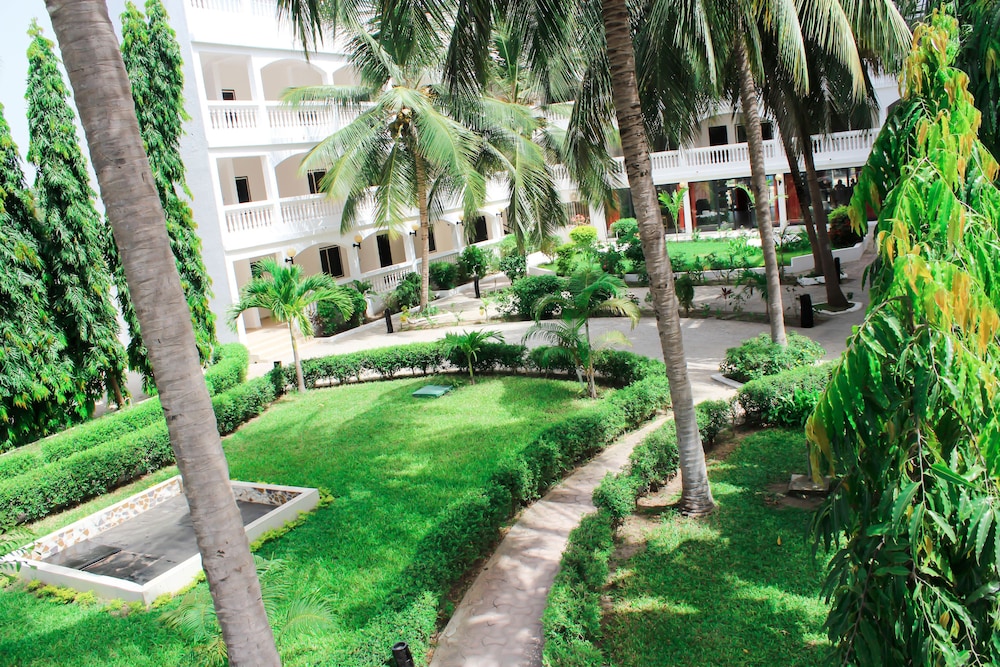Sunu Hotel 30/37