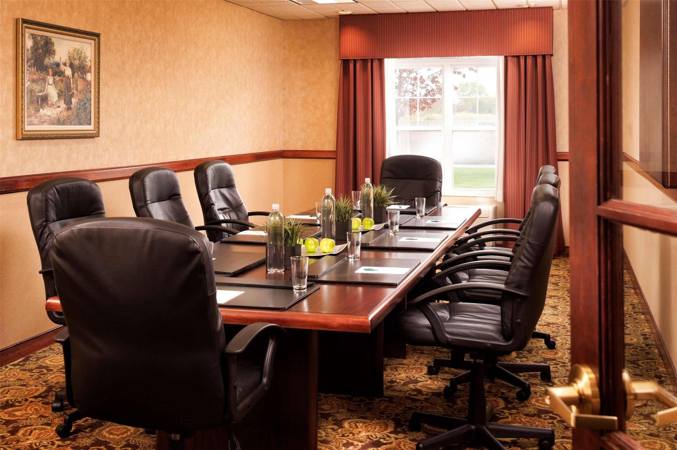 Country Inn and Suites By Radisson Milwaukee West Brookfield Wi 37/42