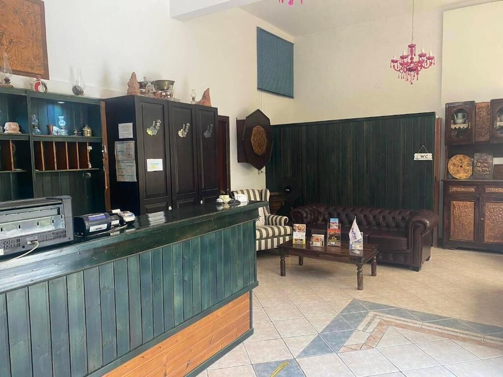 Blue Bay Beach Hotel 7/50