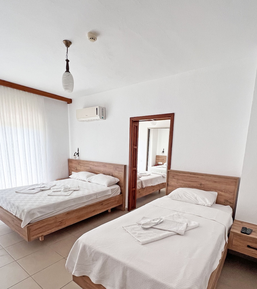 Apollon Hotel 14/37