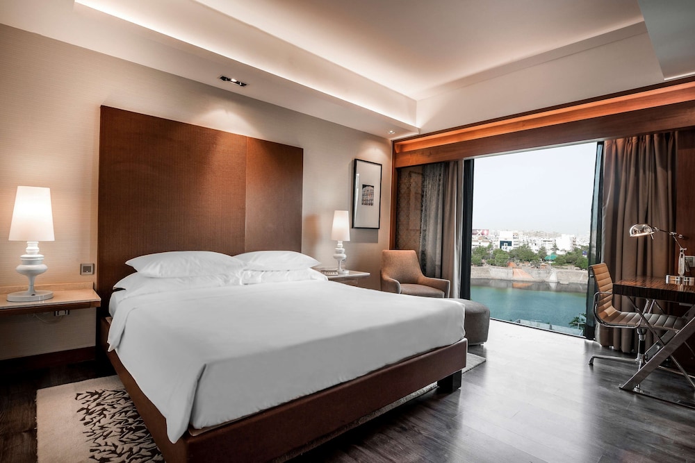 HYATT AHMEDABAD 17/50
