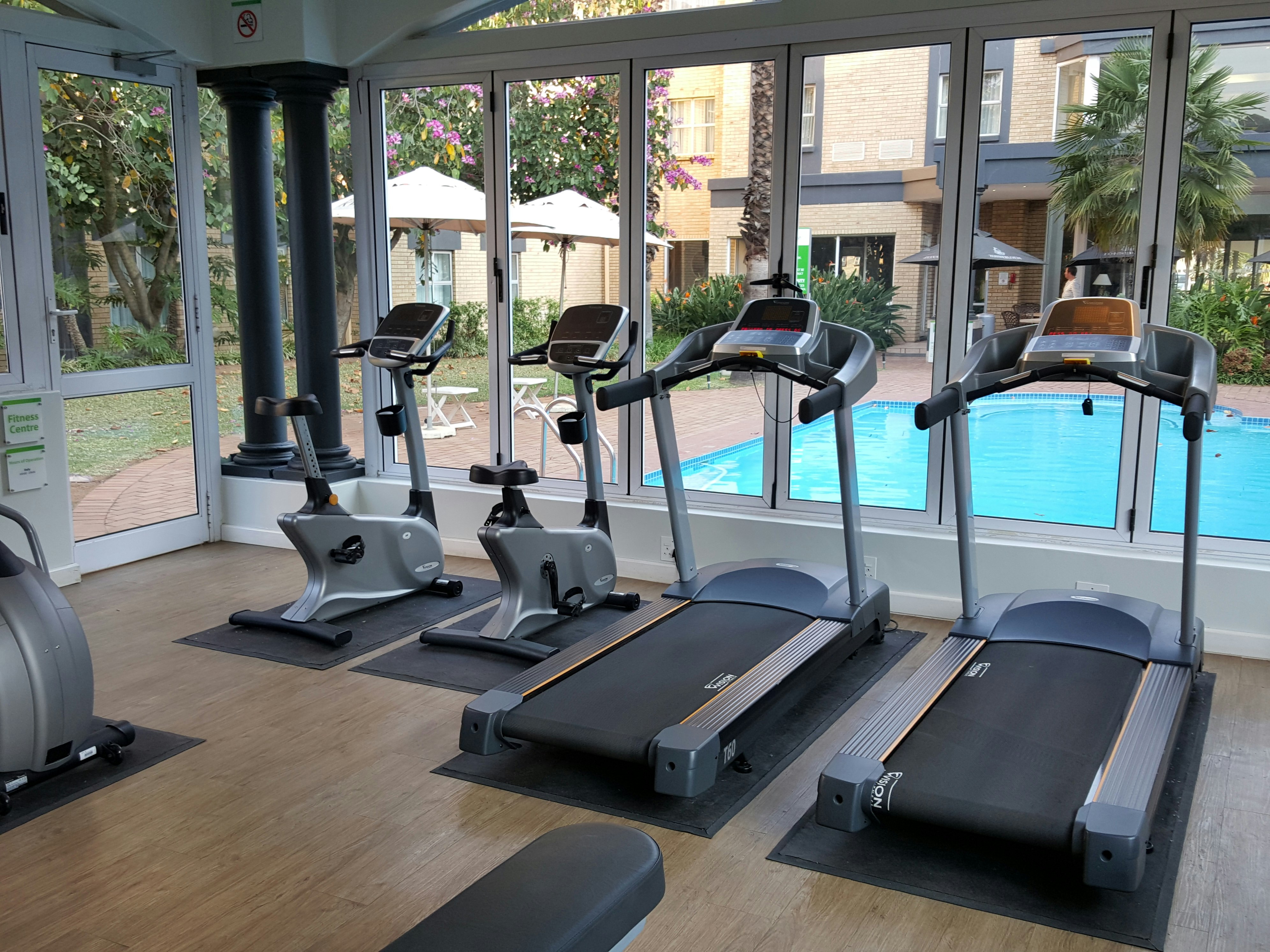 Holiday Inn Johannesburg Airport Previously Know As the Airport Grand Hotel And Conference Centre 15/50