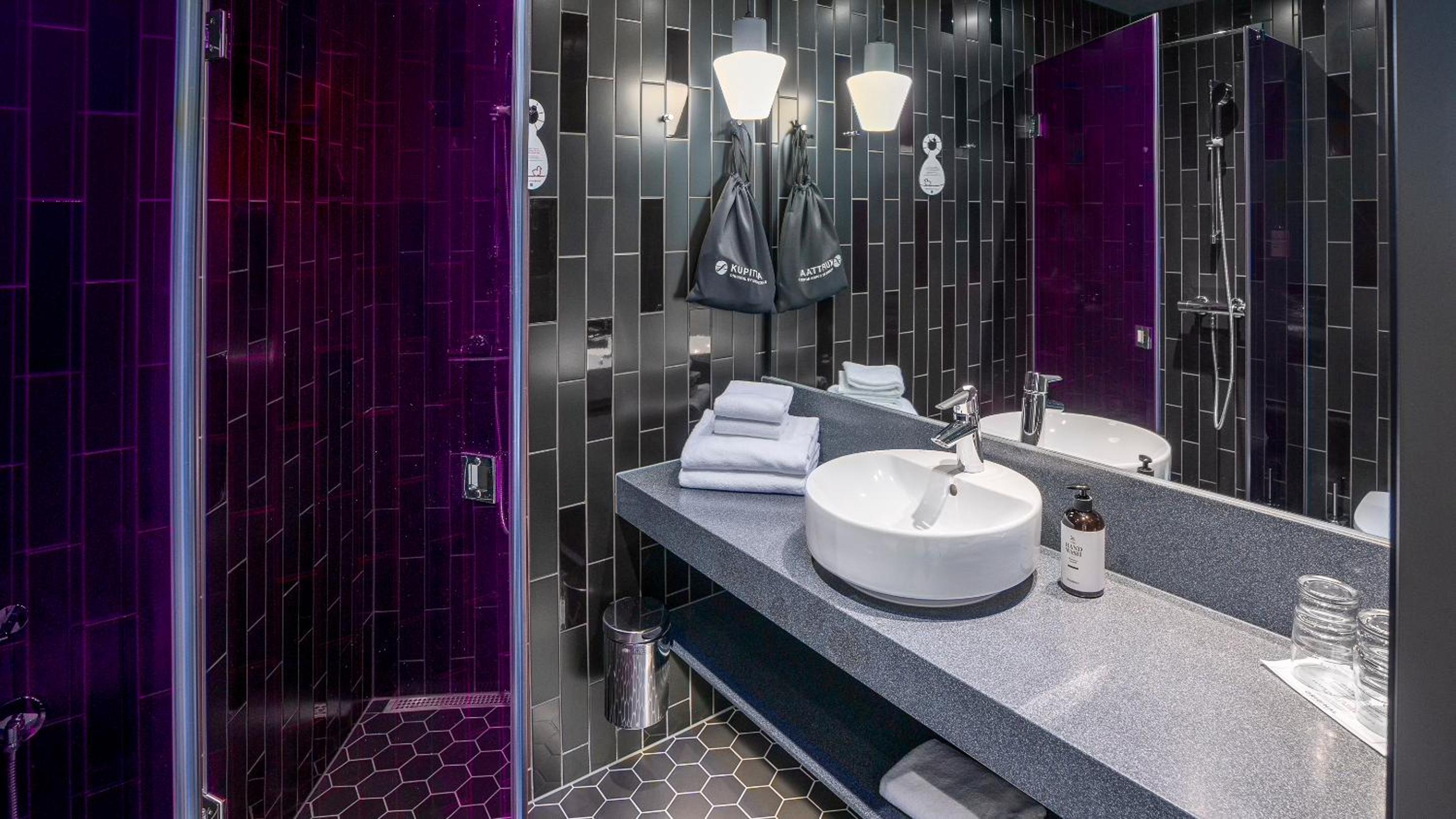 غرفة قياسية بسرير كينج مع أريكة، Original Sokos Hotel Kupittaa 9/10
