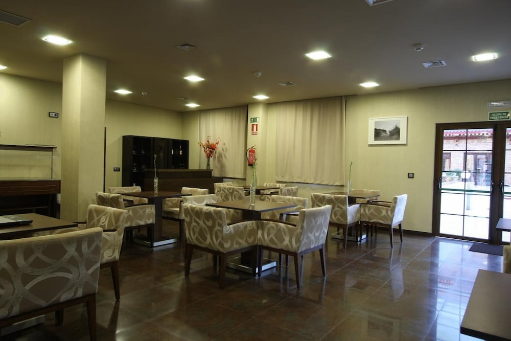 Hotel Dinastia 34/40