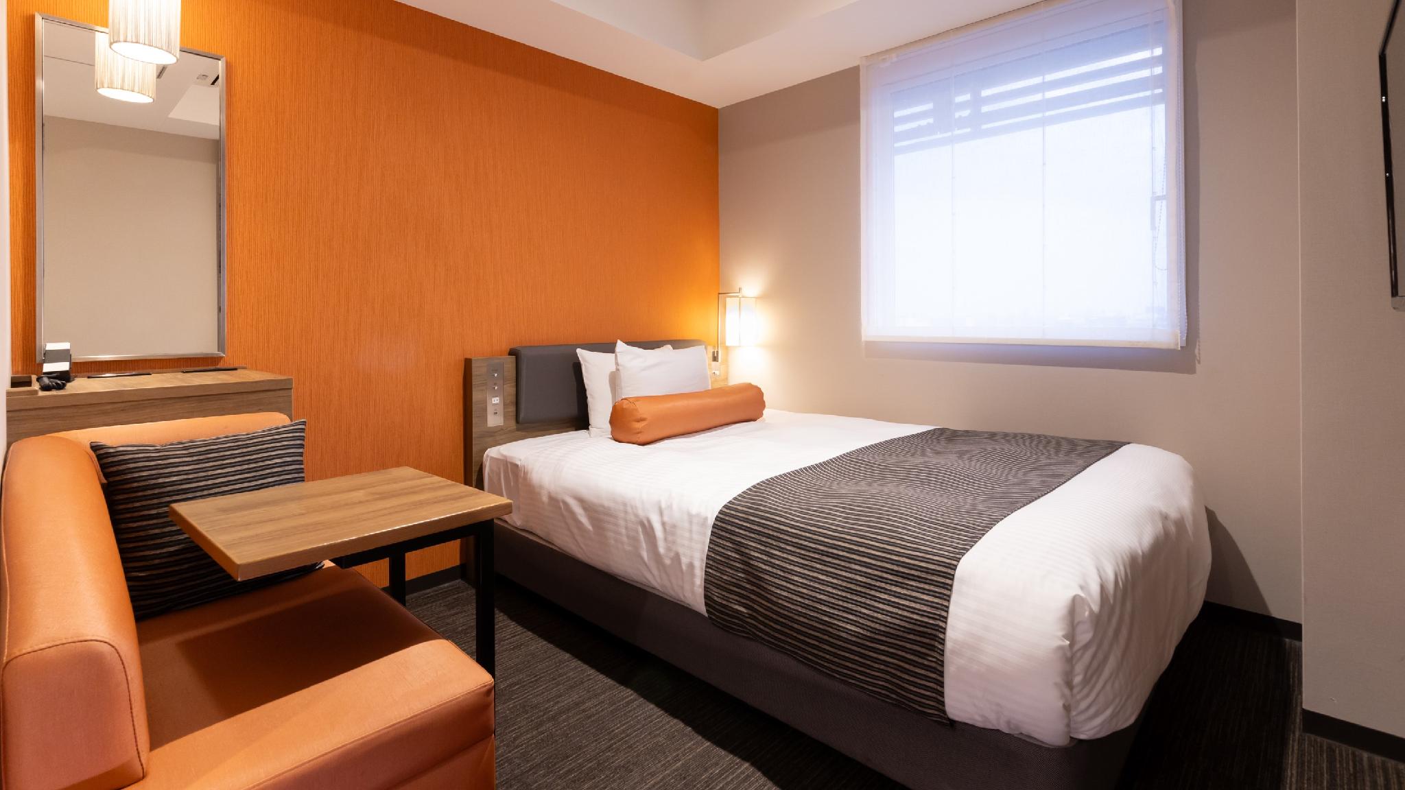 Semi Room, Type B, Superior, Semi Double Bed