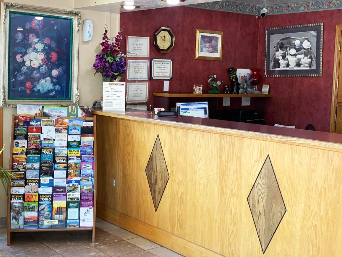 Red Carpet Inn Medford 3/36