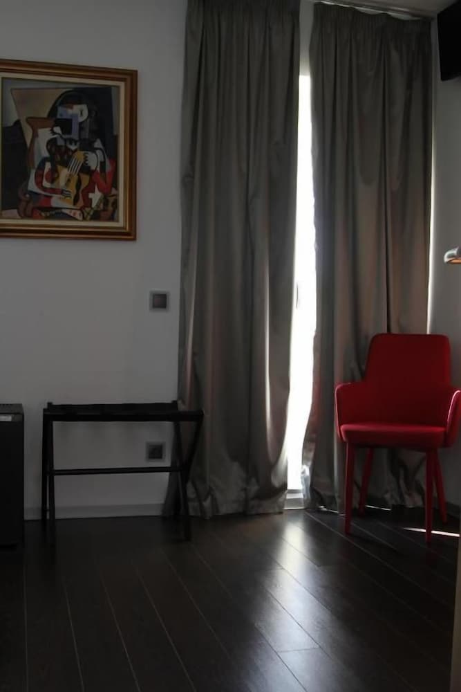 Lazza Hotel 30/45