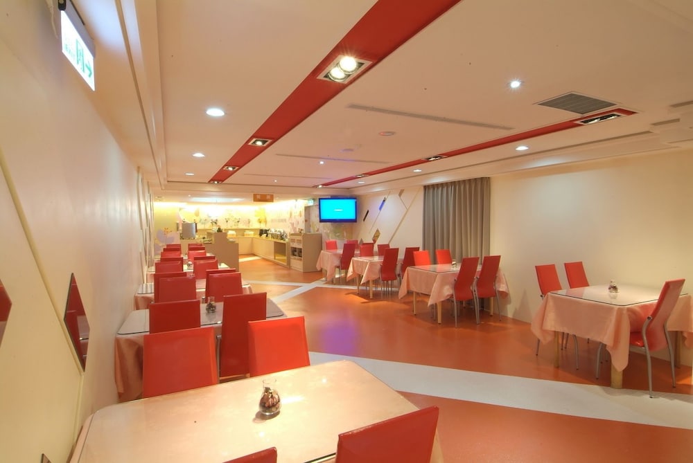 King Plaza Hotel 40/49