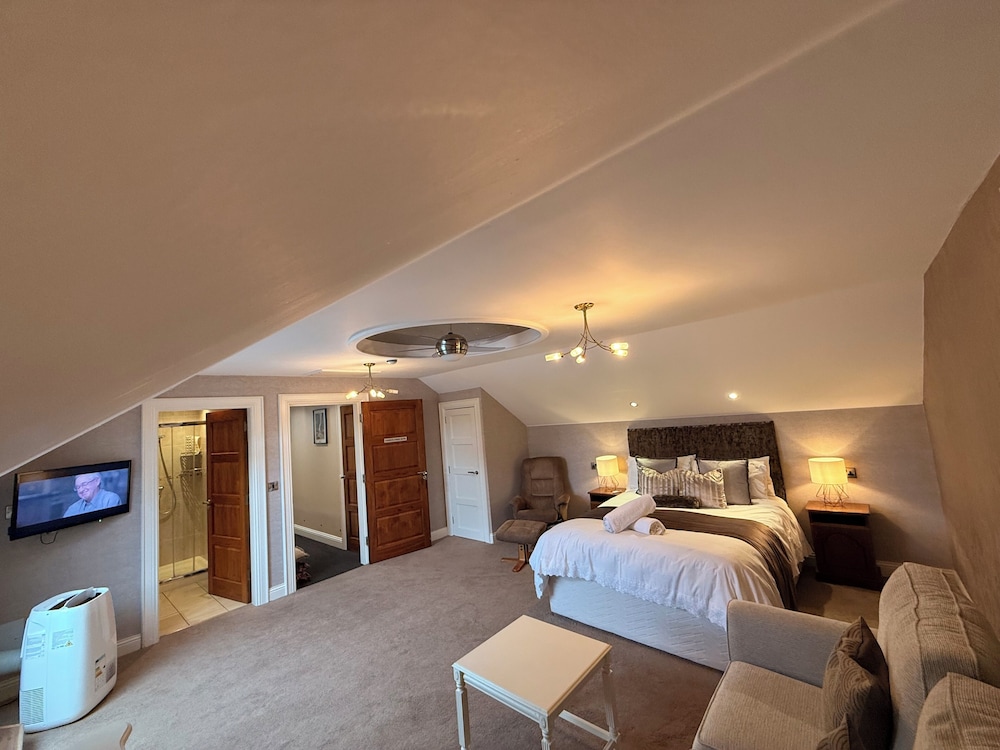 Causeway Lodge 15/50