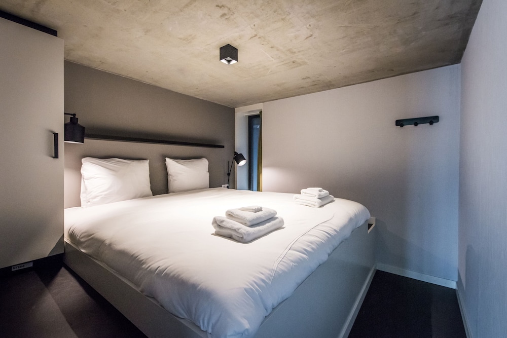 Short Stay Group Eastern Docklands Apartments 9/50