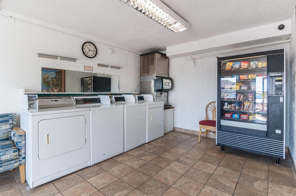 Motel6 Farmington Hills, MI - Northwest - Farmington Hills 8/56